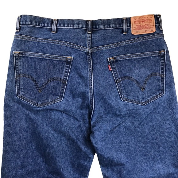 Vintage Levi's 550 Mens Jeans Size 40x32 Relaxed Fit Medium Wash Blue - Picture 4 of 9